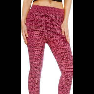 🎀Shosho  colored chevron texturized leggings .one size fits all 🎉💥🎊